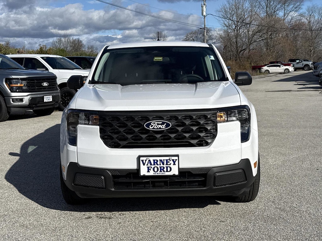 New 2025 Ford Maverick XL Truck SuperCrew
