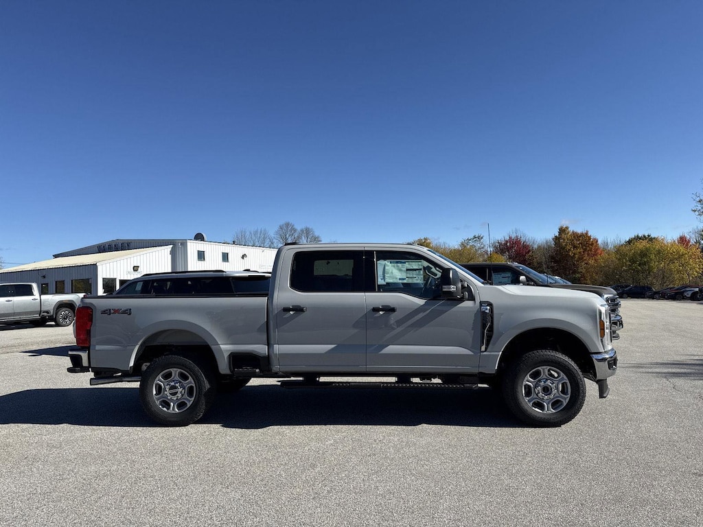 New 2026 Ford Super Duty F-250 SRW XLT Truck Crew Cab