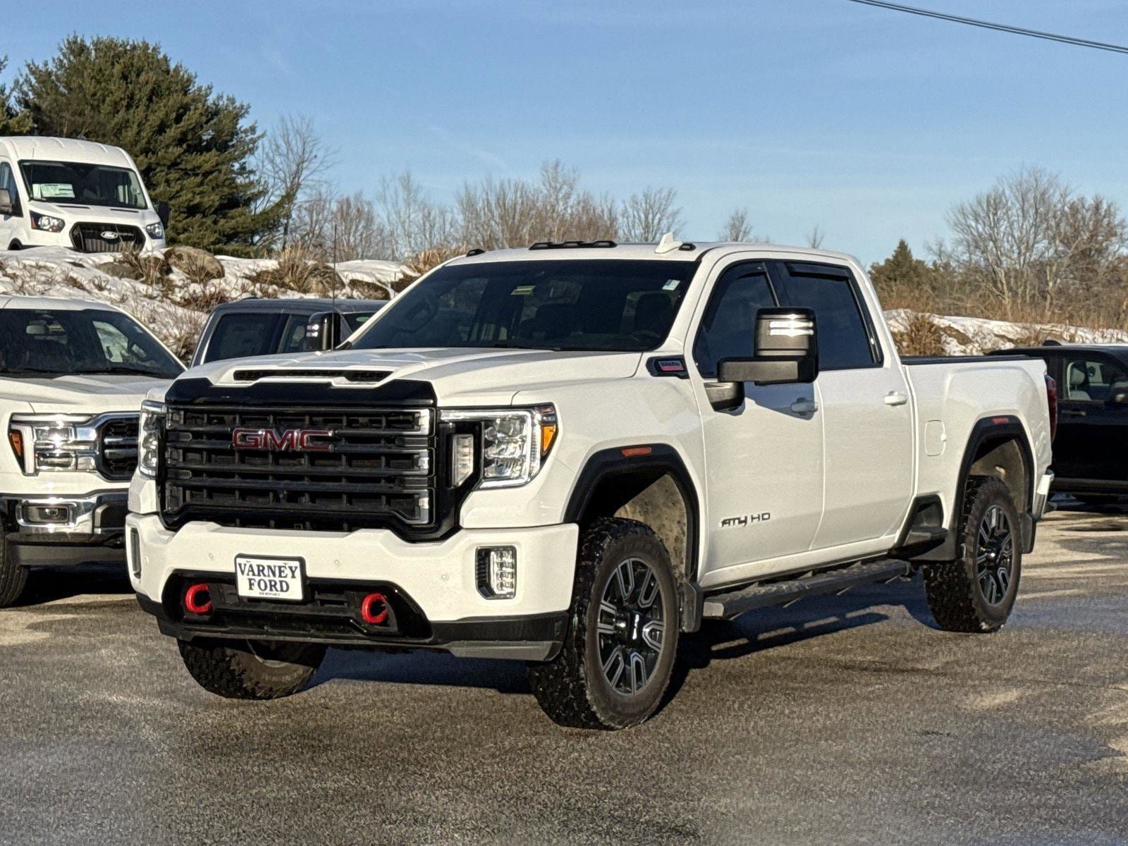 2022 GMC Sierra 2500HD AT4's photo