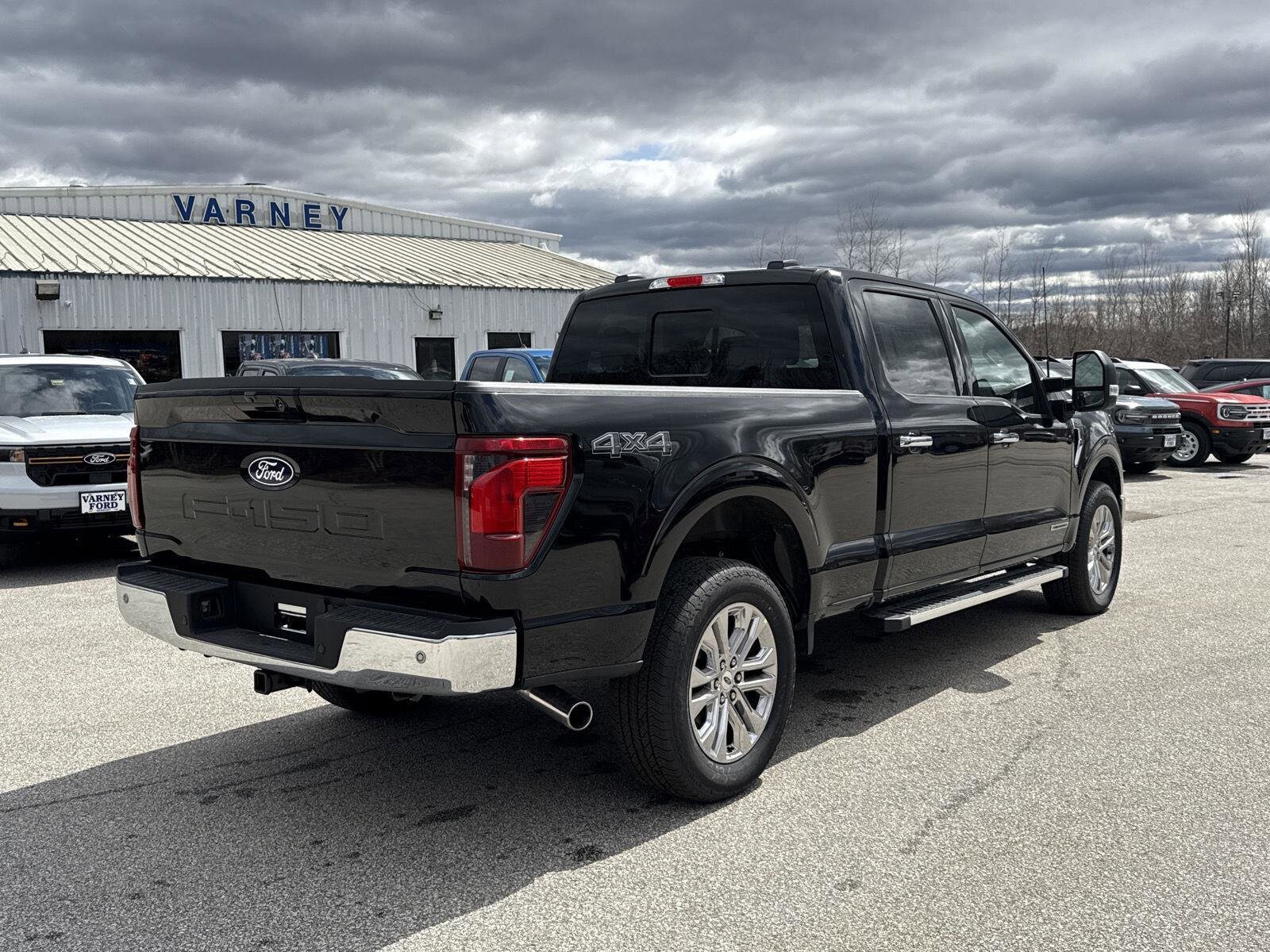 2025 Ford F-150 XLT - Photo 6