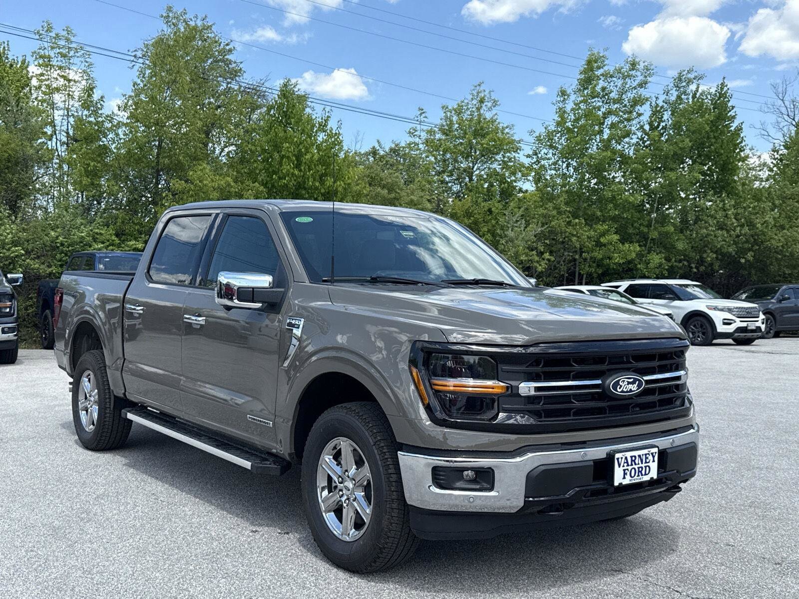 2025 Ford F-150 XLT photo 3