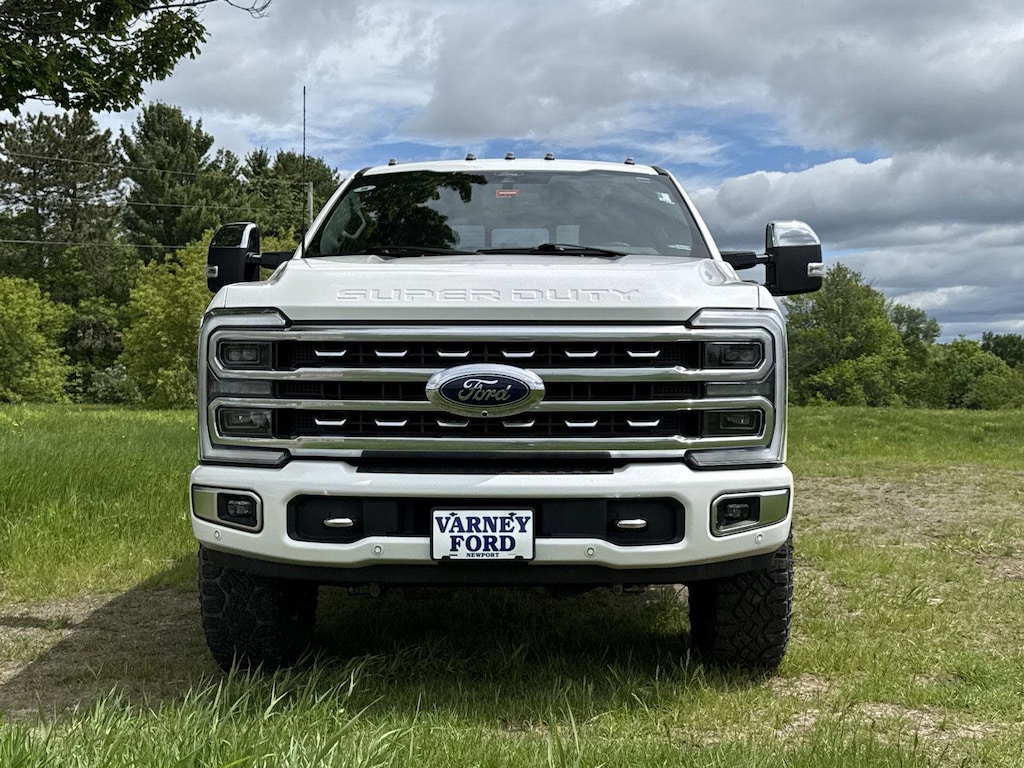 Used 2024 Ford Super Duty F-350 SRW Platinum Truck Crew Cab
