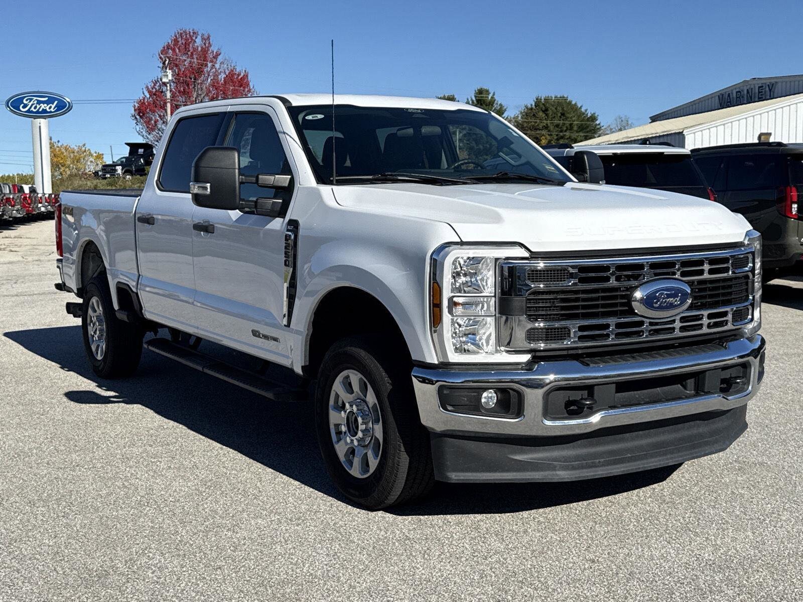 2024 Ford F-250 XLT photo 3