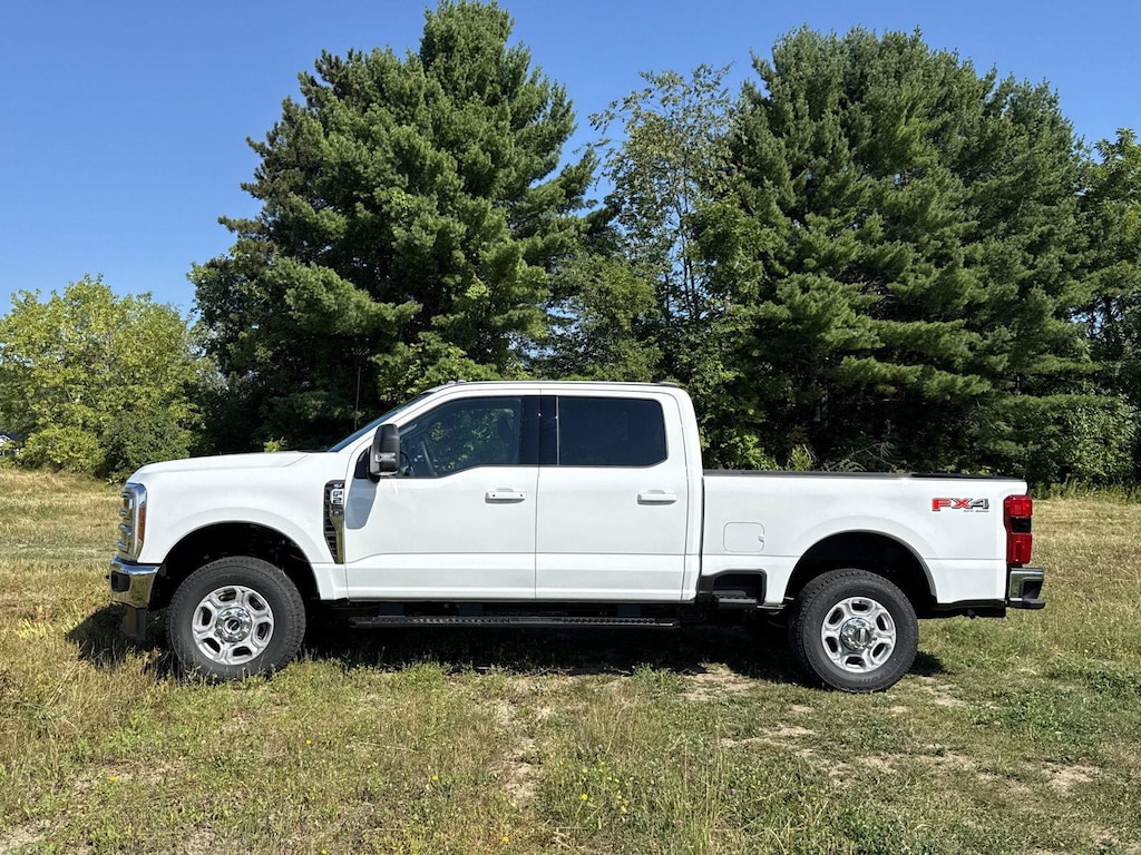 New 2026 Ford Super Duty F-250 SRW XLT Truck Crew Cab