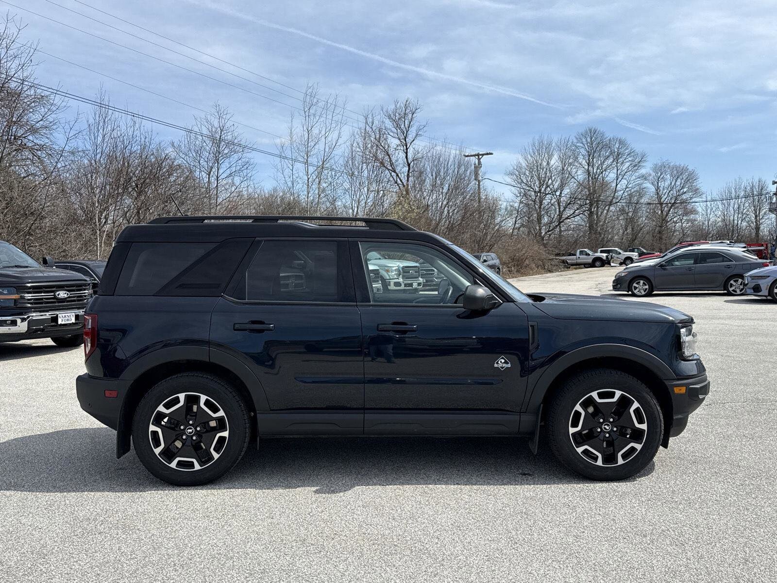 2021 Ford Bronco Sport Outer Banks photo 4
