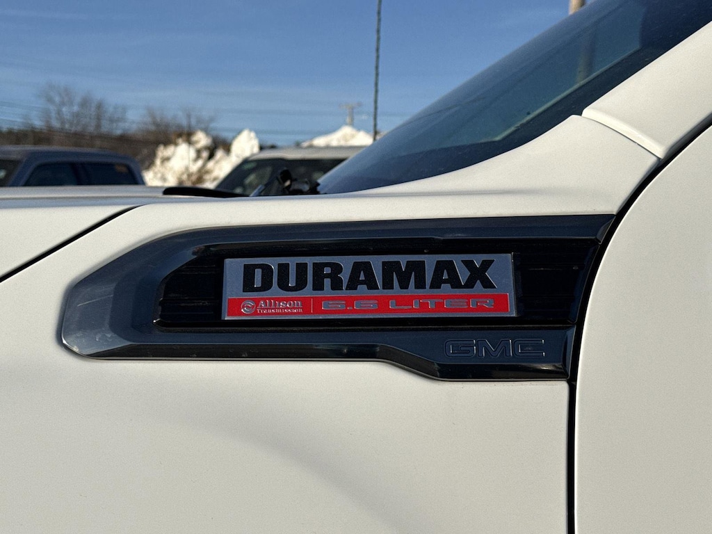 Used 2022 GMC Sierra 2500HD AT4 Truck Crew Cab