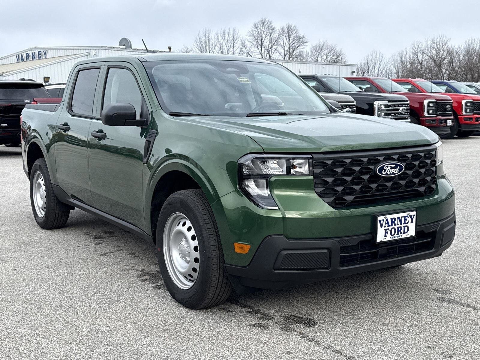 2025 Ford Maverick XL photo 3