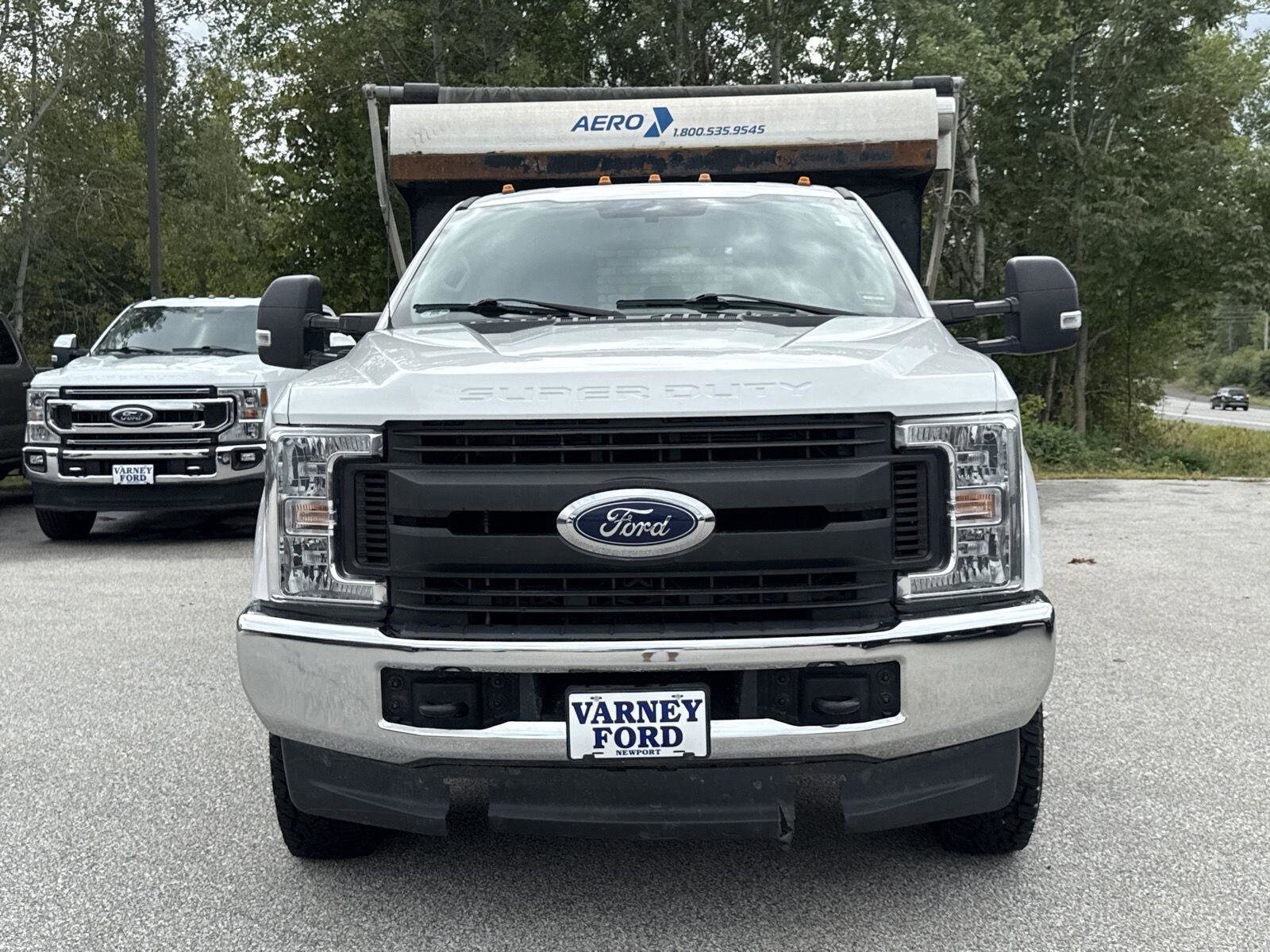 2019 Ford F-350 XL photo 2