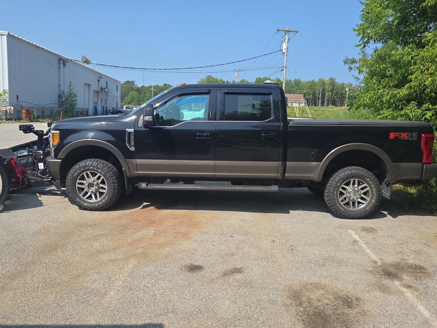 2017 Ford F-250 King Ranch photo 2