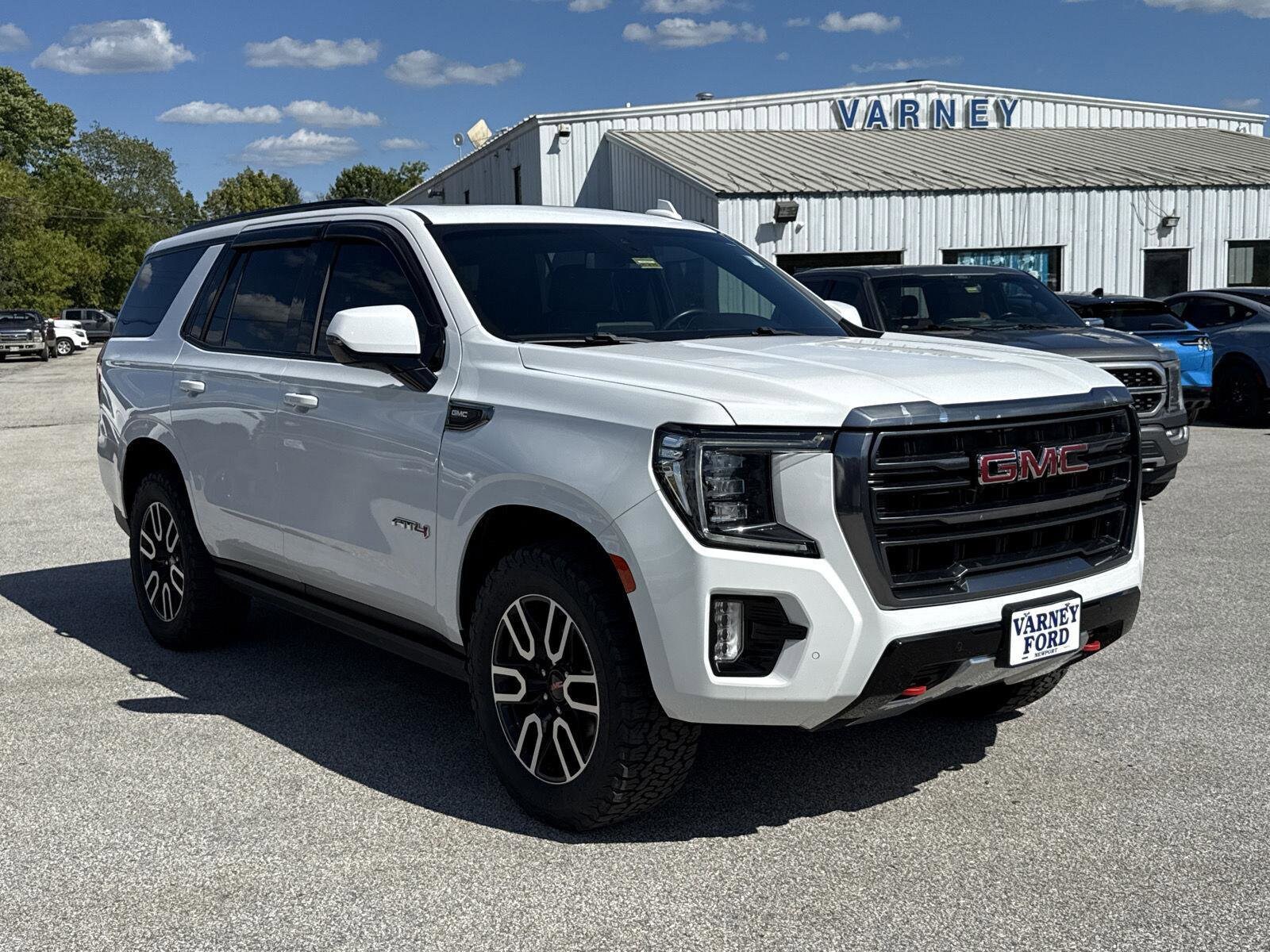 2022 Gmc Yukon AT4 photo 2