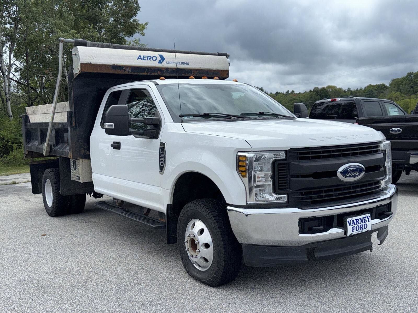 2019 Ford F-350 XL photo 3