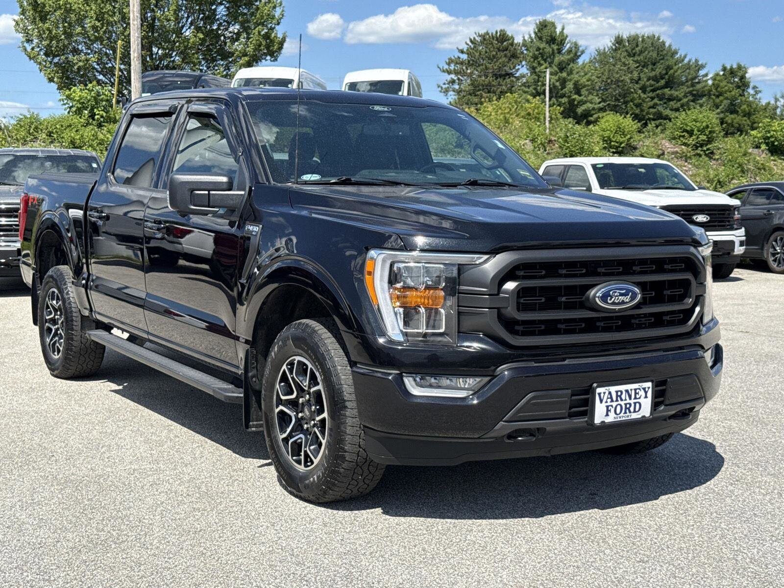 2022 Ford F-150 XLT photo 3