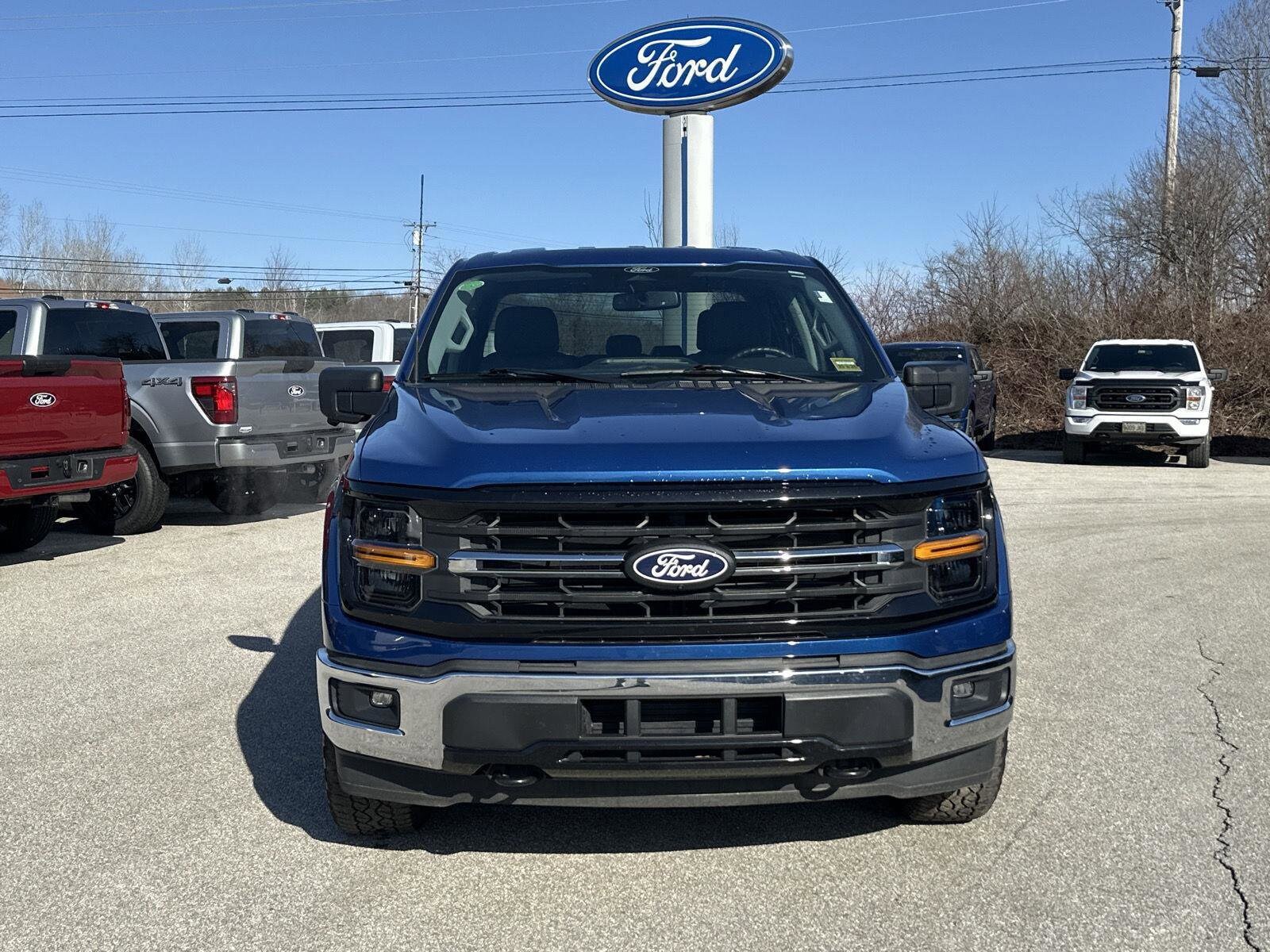 2024 Ford F-150 XLT photo 2
