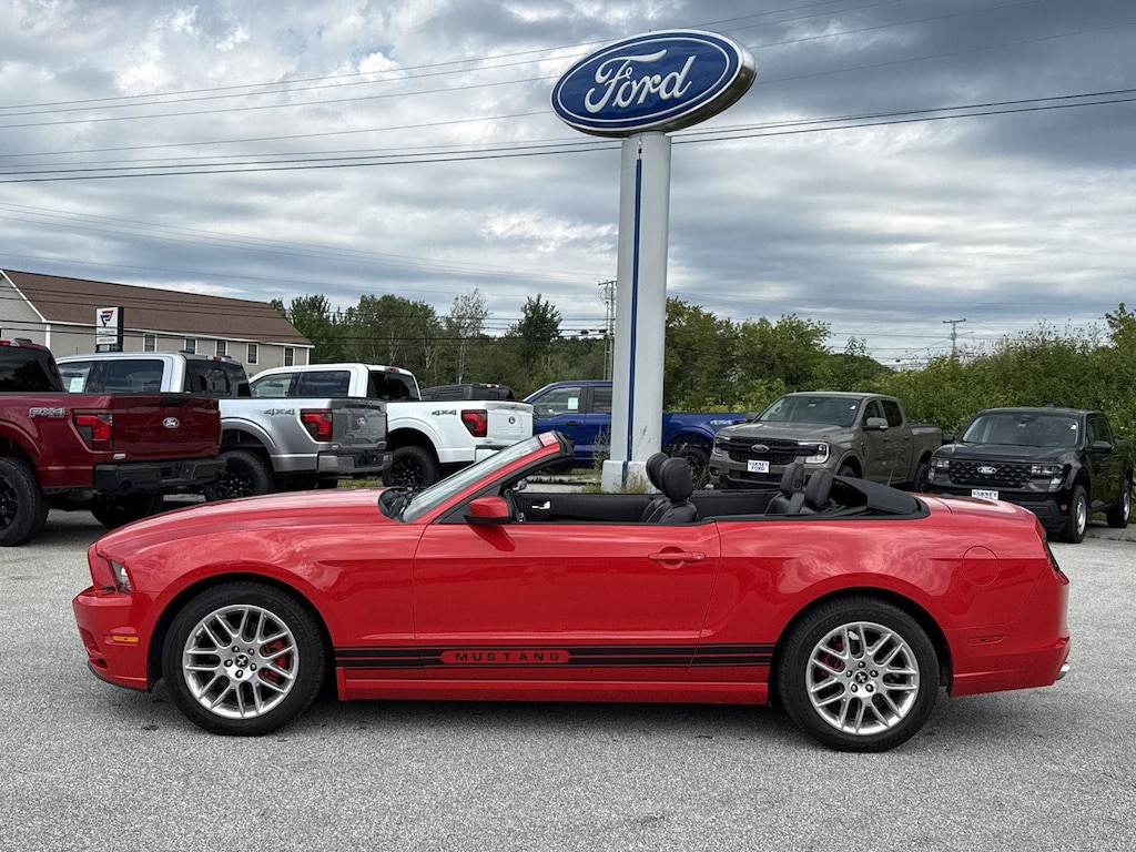 Used 2013 Ford Mustang V6 Premium Convertible