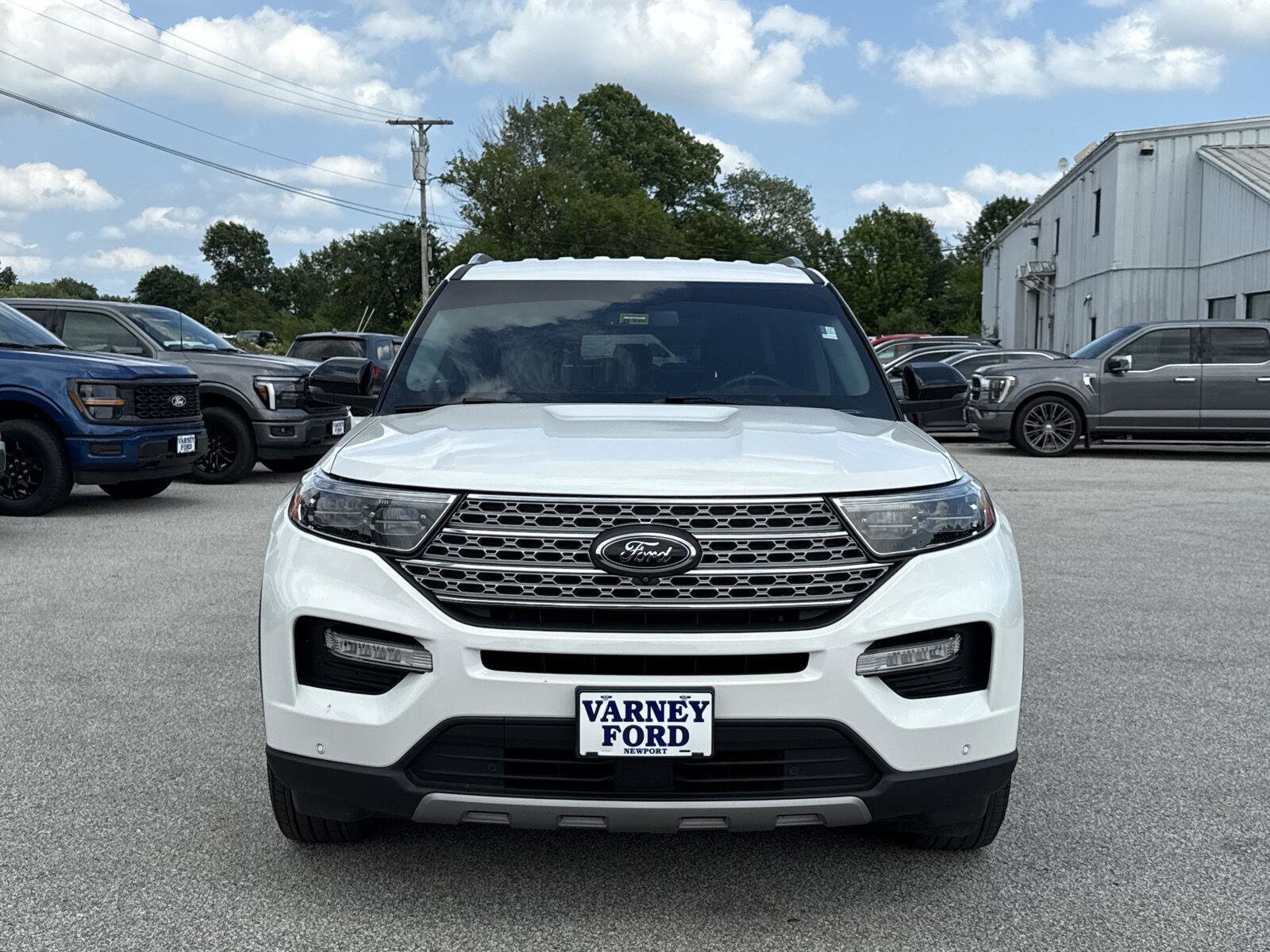 2022 Ford Explorer Limited photo 2