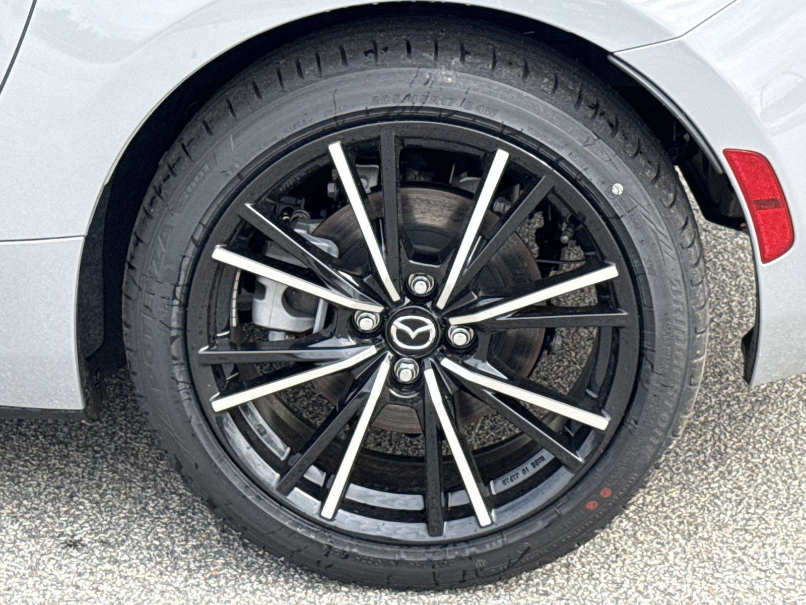 2026 Mazda MX-5 GT - Photo 9