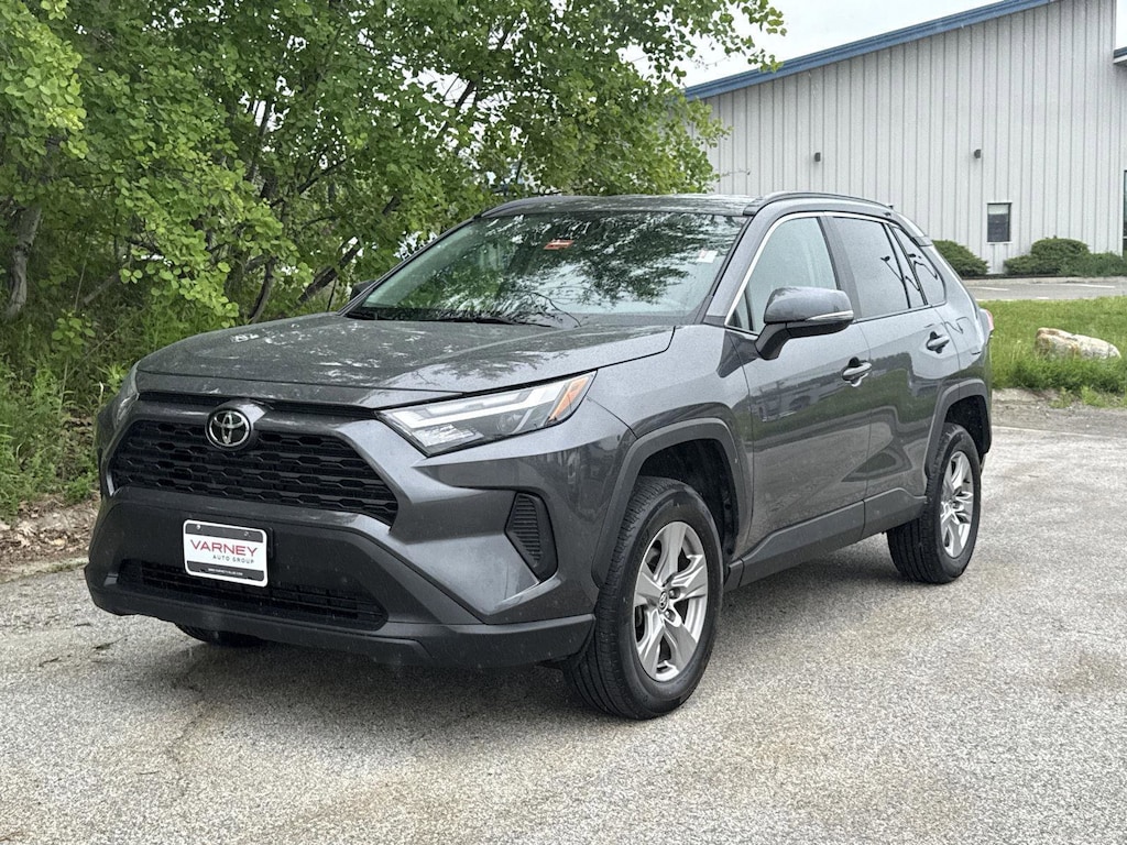 Used 2025 Toyota RAV4 XLE SUV