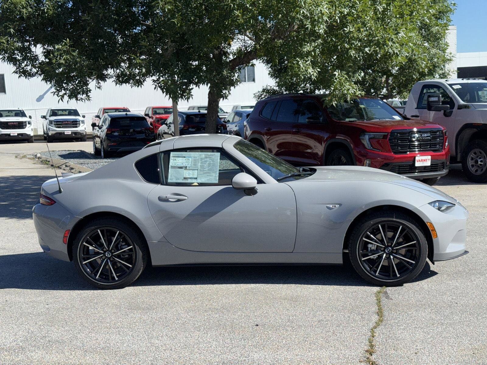 2025 Mazda MX-5 Miata Miata RF Grand Touring photo 4