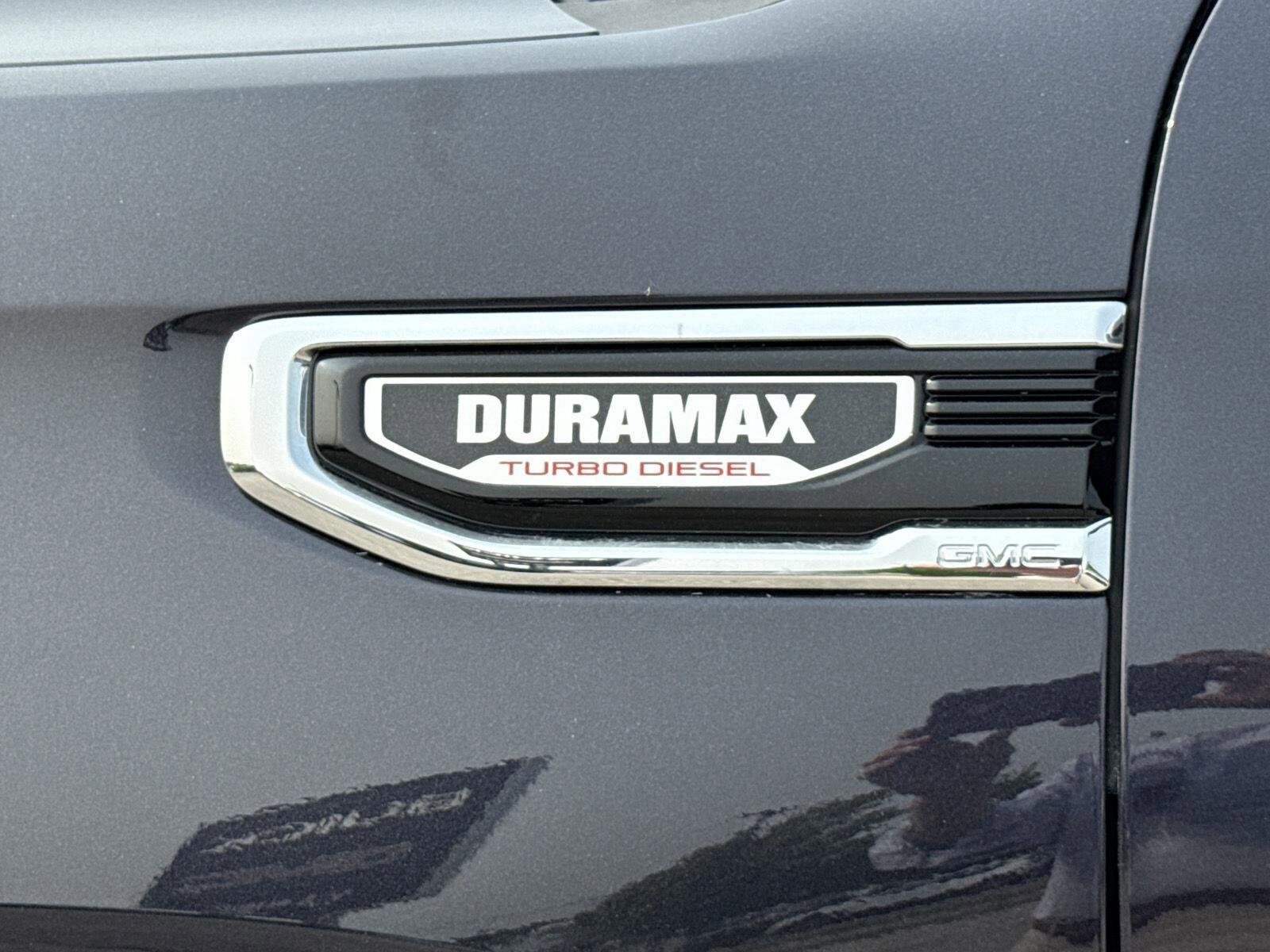 2022 Gmc Sierra 1500 SLT photo 4
