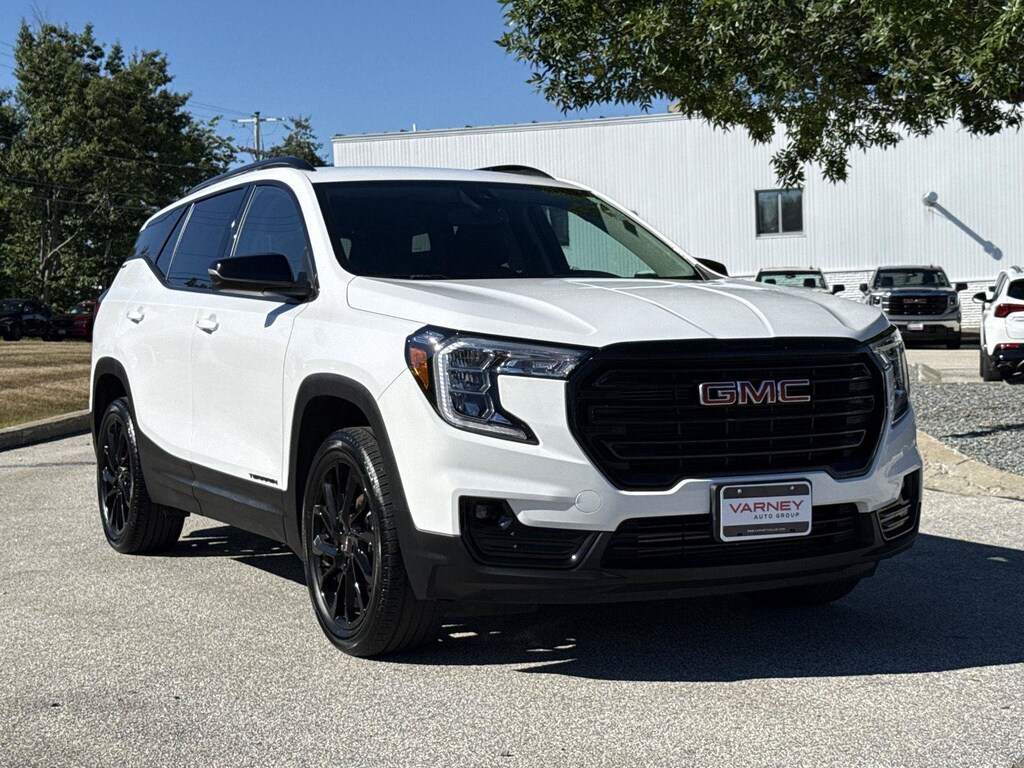 Used 2023 GMC Terrain SLT SUV