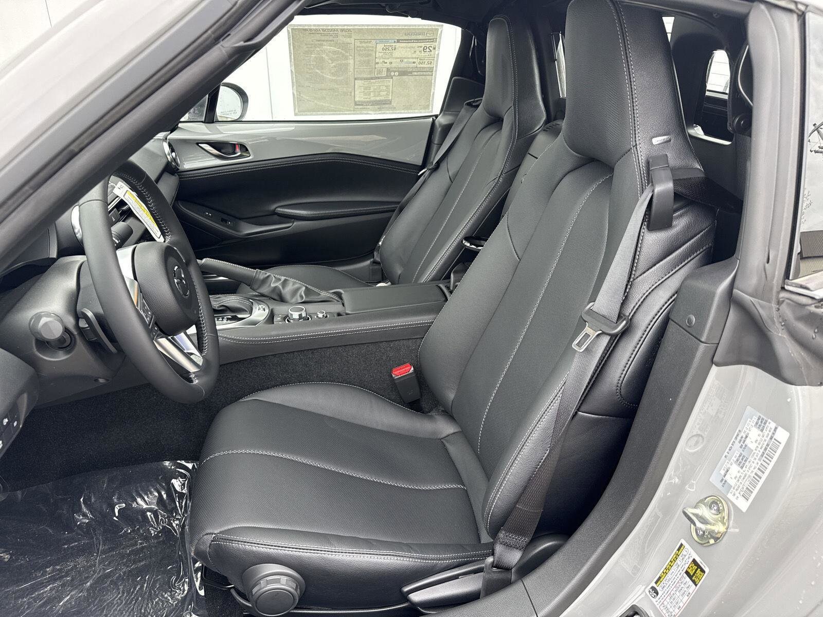 2026 Mazda MX-5 GT - Photo 11