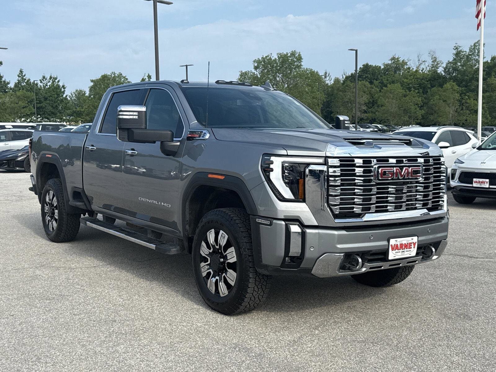 2025 Gmc Sierra 2500 HD Denali photo 2