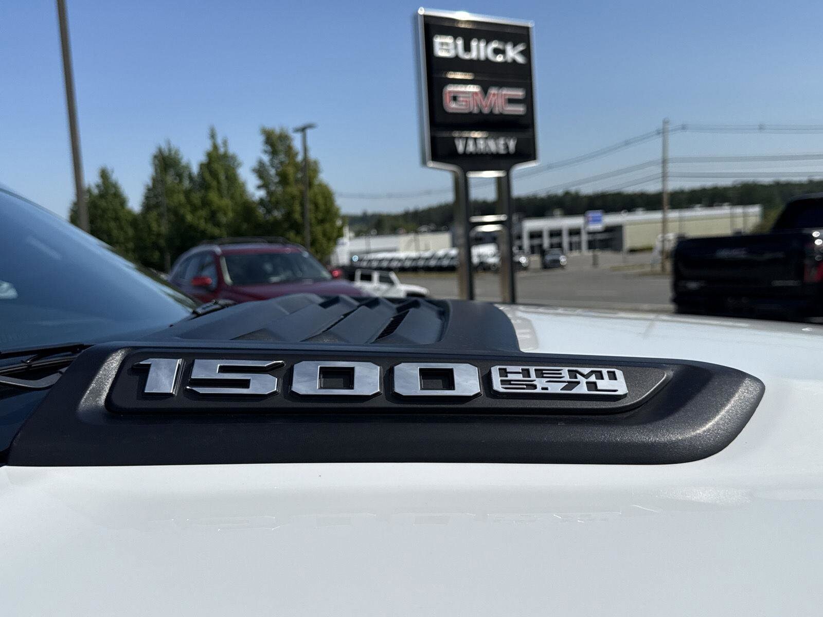 2022 Ram 1500 Laramie photo 4