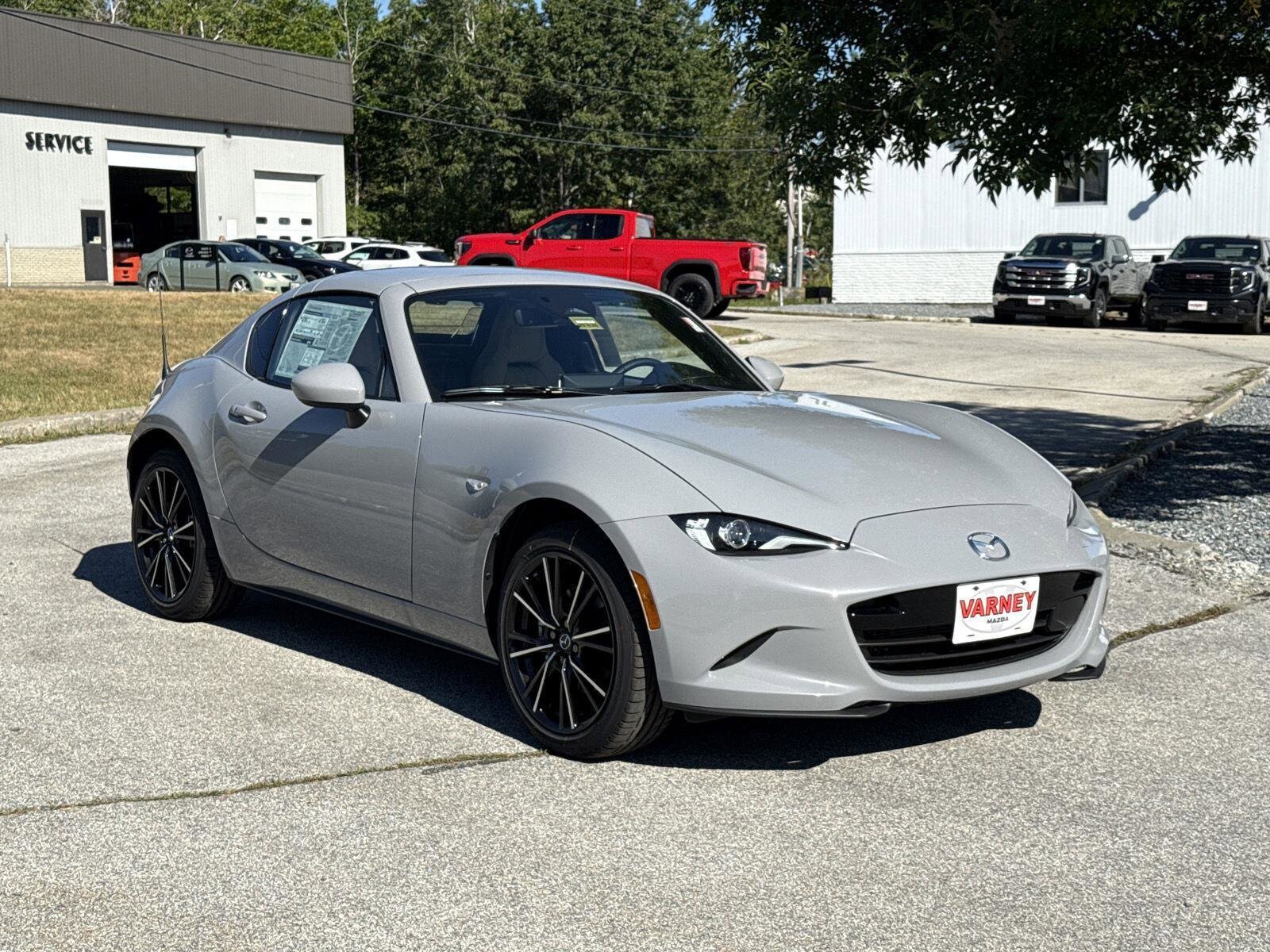 2025 Mazda MX-5 Miata Miata RF Grand Touring photo 3