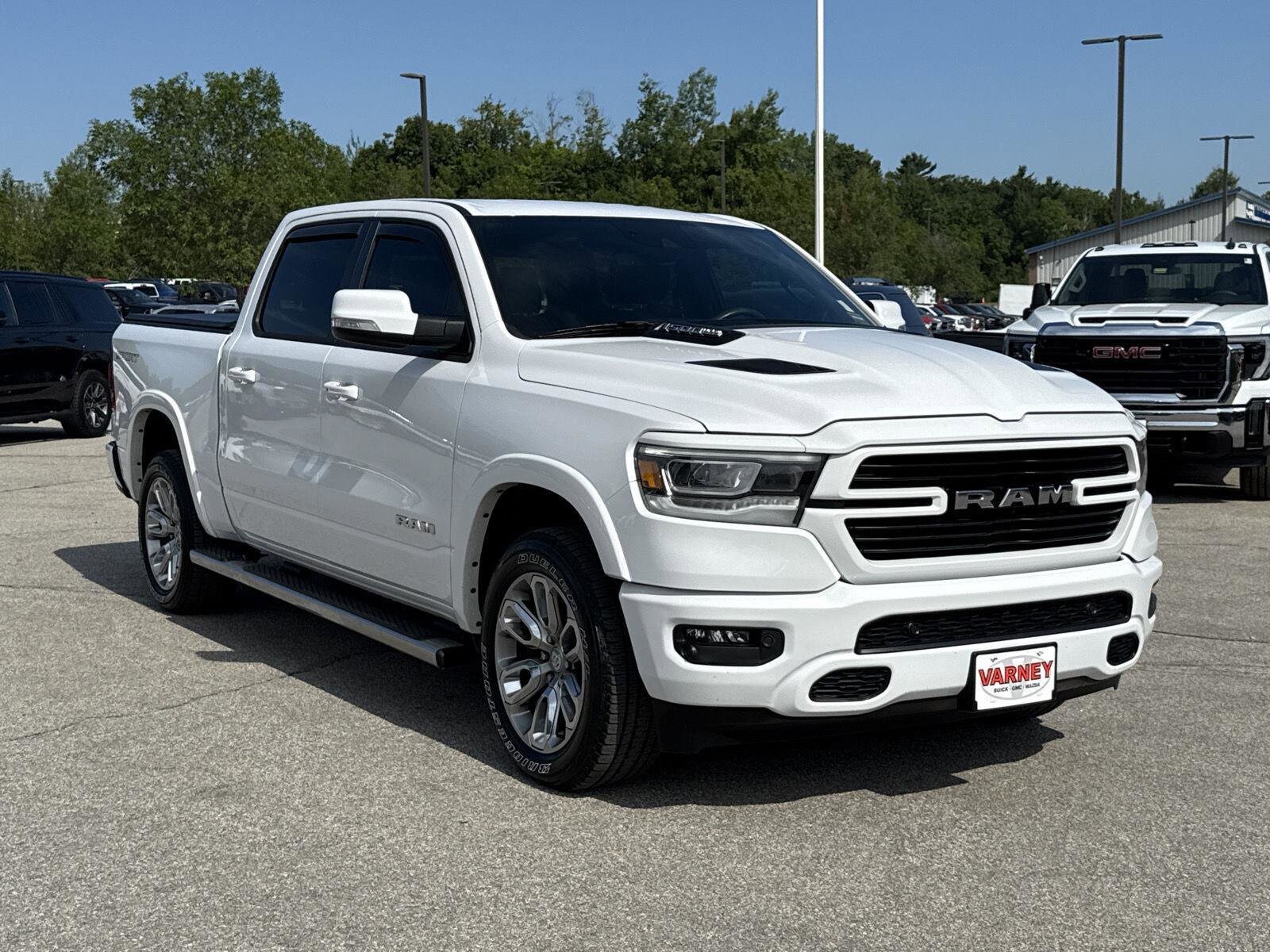 2022 Ram 1500 Laramie photo 3