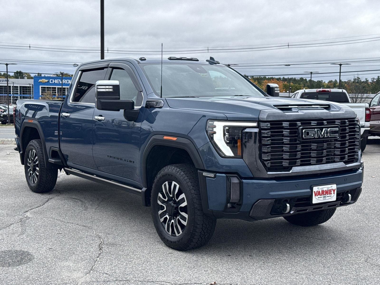 2024 Gmc Sierra 3500 HD Denali Ultimate photo 3
