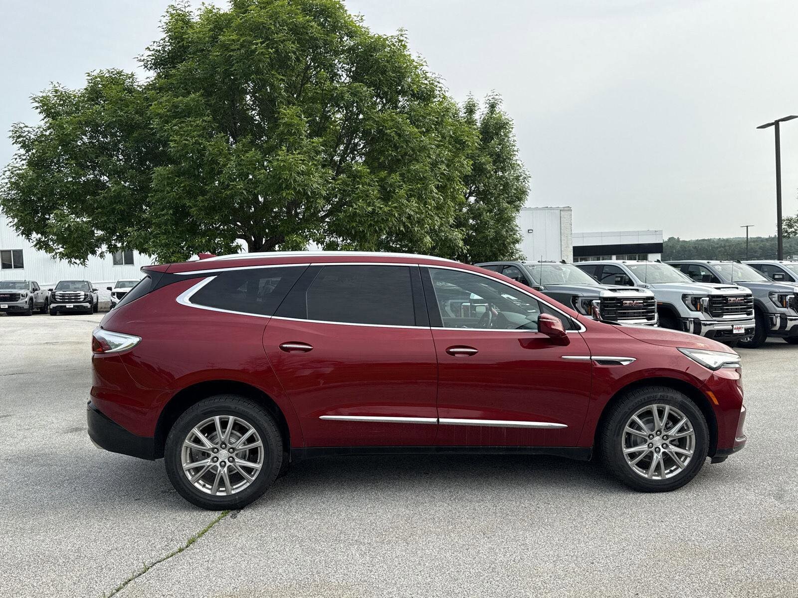 2022 Buick Enclave Premium photo 4