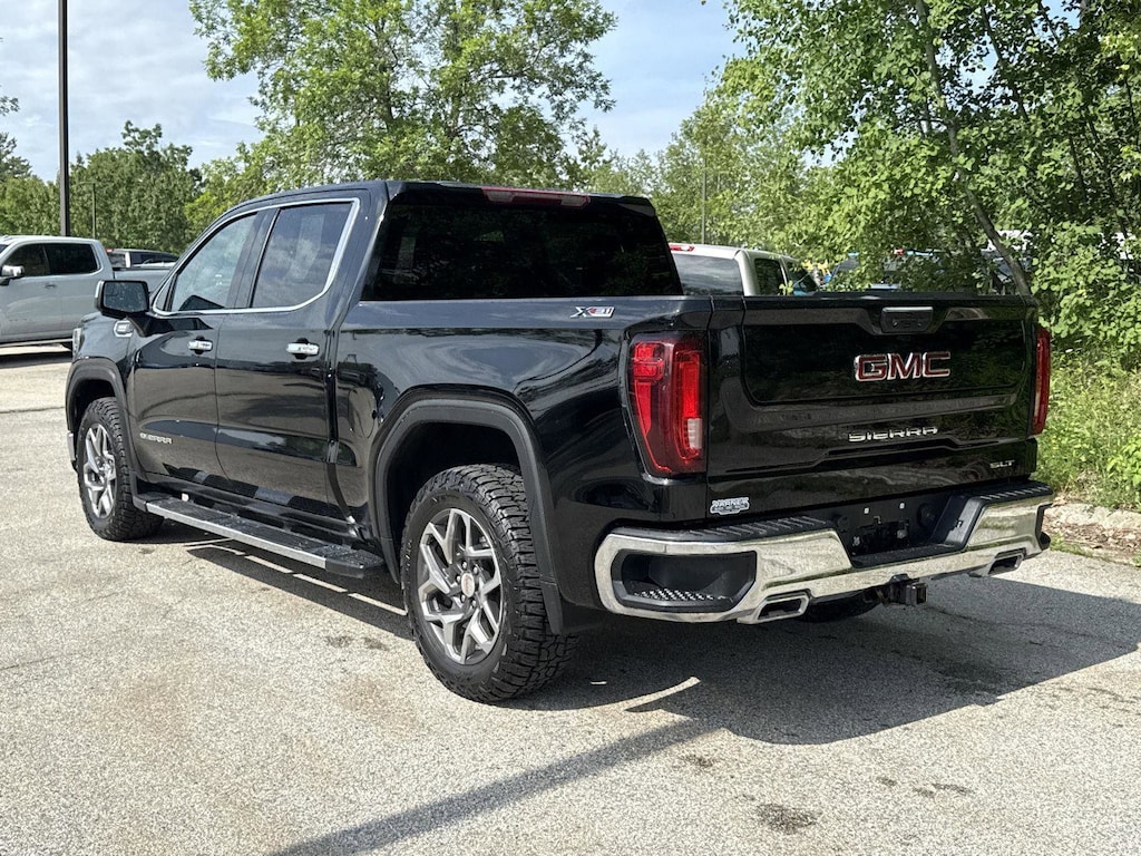 Used 2023 GMC Sierra 1500 SLT Truck Crew Cab