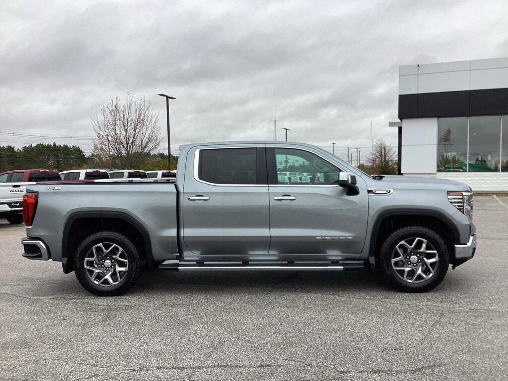Used 2023 GMC Sierra 1500 SLT Truck Crew Cab