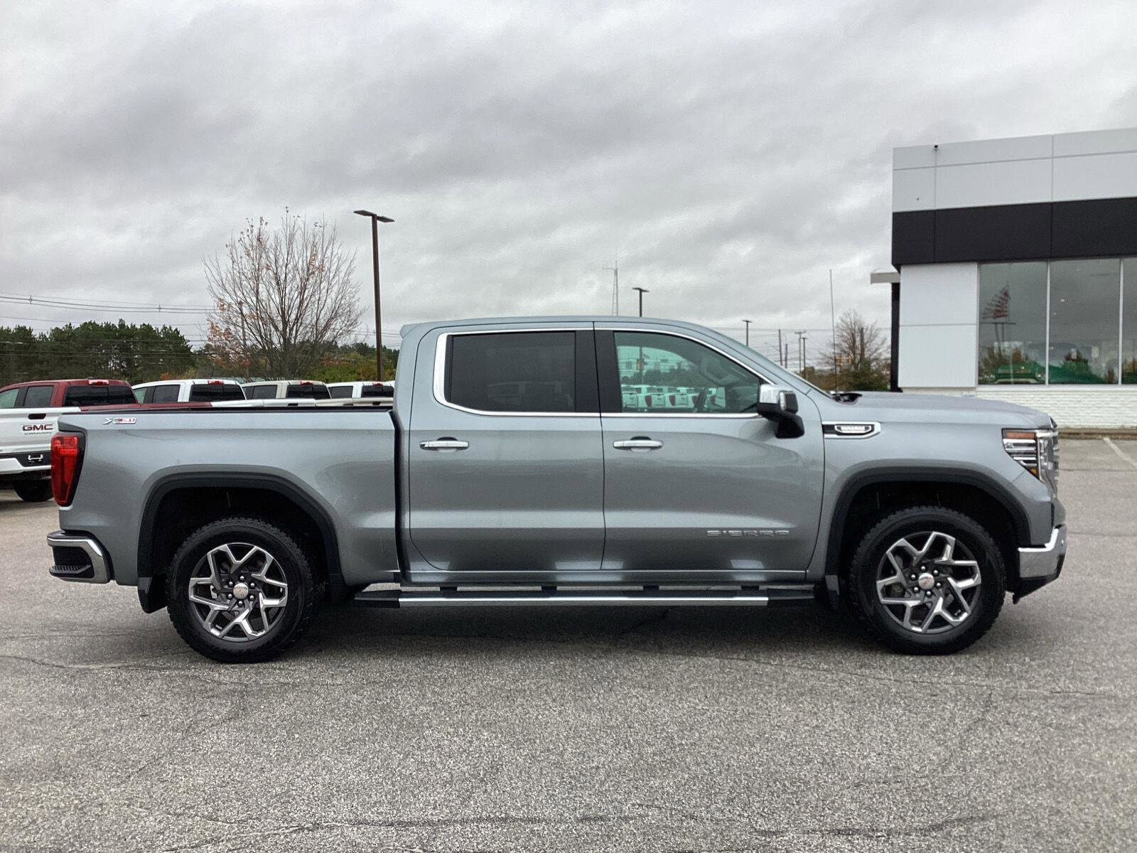 2023 Gmc Sierra 1500 SLT photo 4