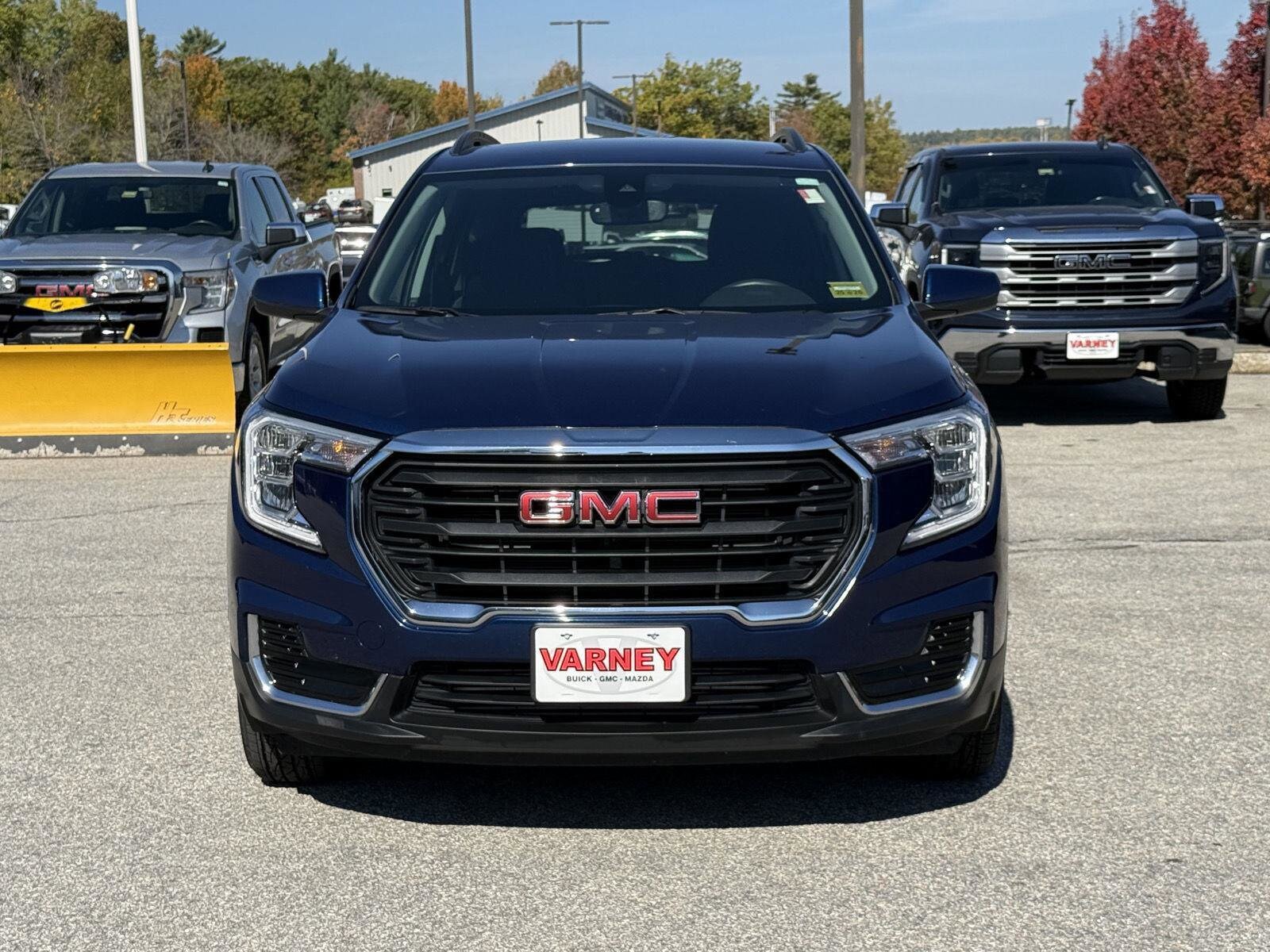 2023 Gmc Terrain SLE photo 2