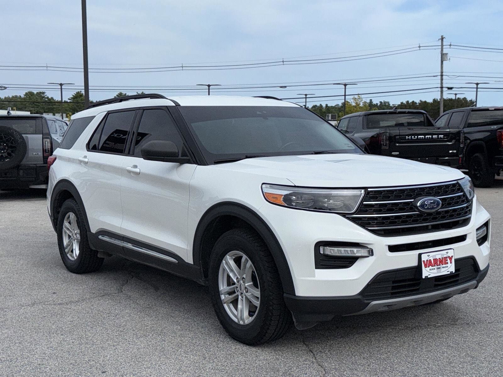 2020 Ford Explorer XLT photo 3
