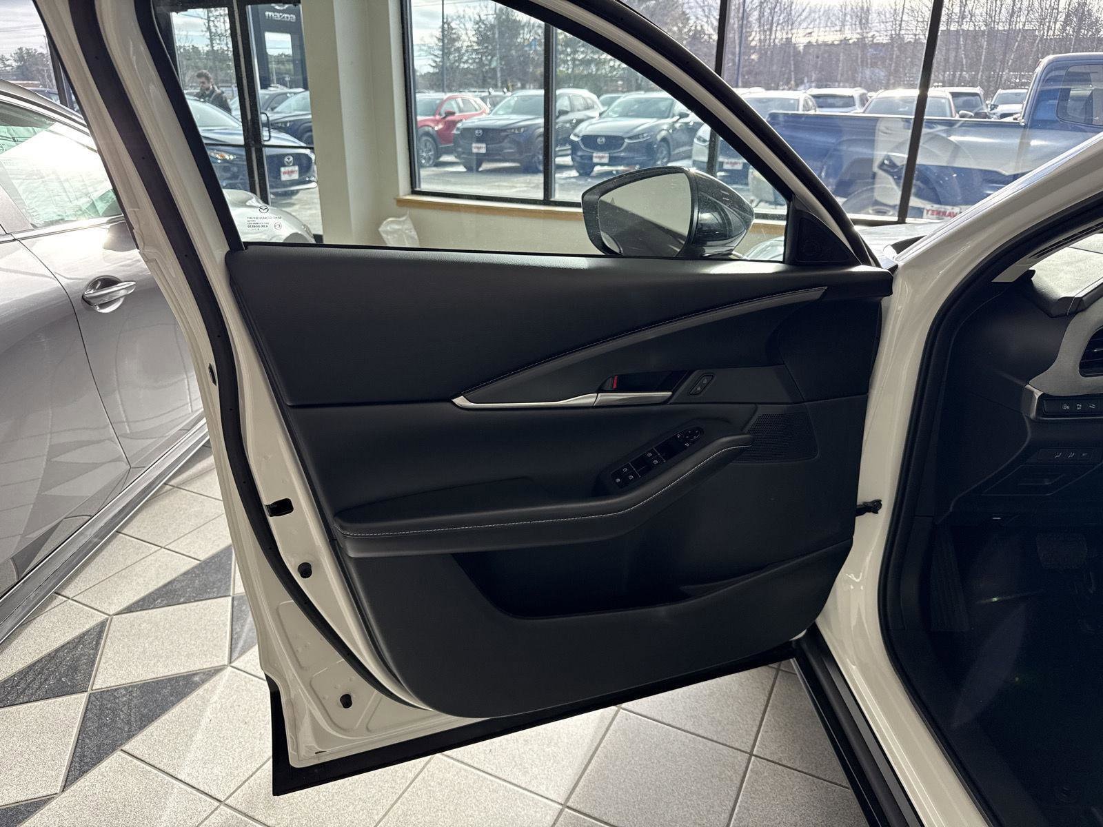 2026 Mazda CX-30 Aire Edition - Photo 10