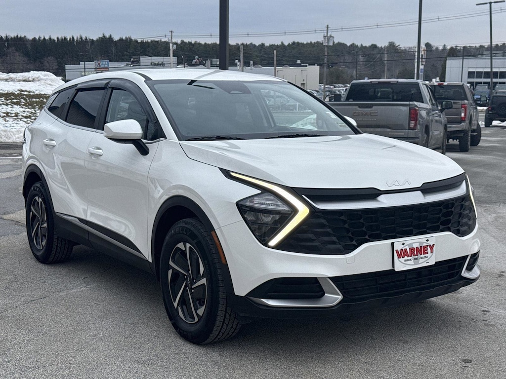 Used 2023 Kia Sportage Hybrid LX SUV