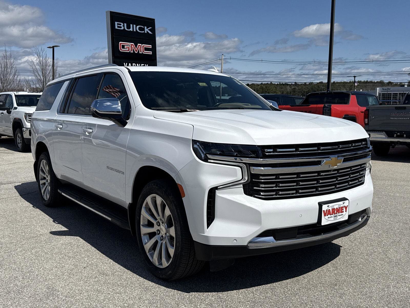2021 Chevrolet Suburban Premier photo 3