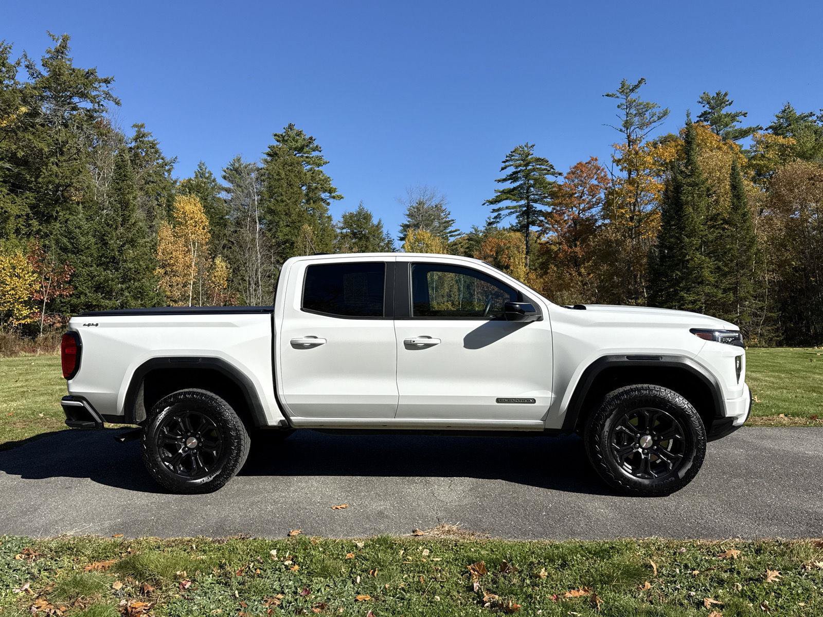 Used 2024 GMC Canyon Elevation Truck Crew Cab