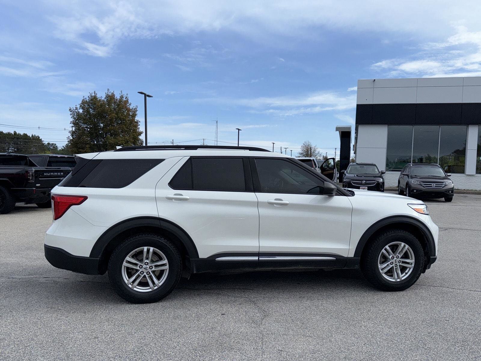 2020 Ford Explorer XLT photo 4