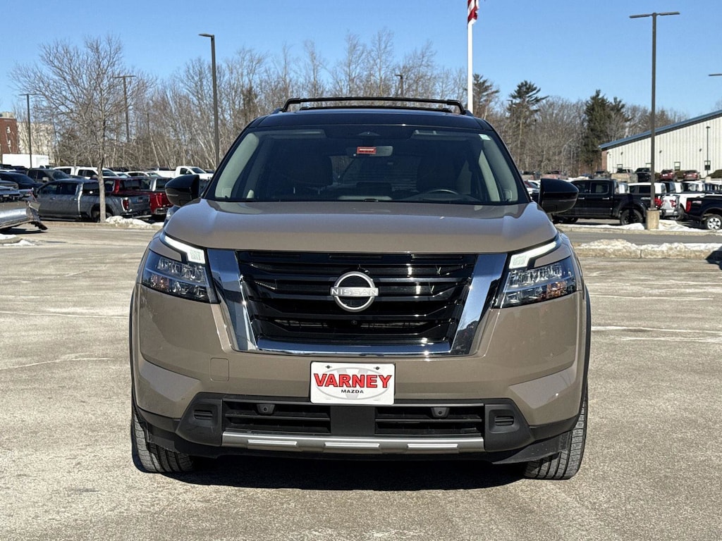 Used 2023 Nissan Pathfinder Platinum SUV