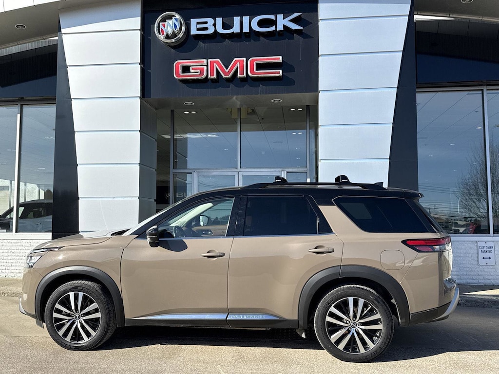 Used 2023 Nissan Pathfinder Platinum SUV