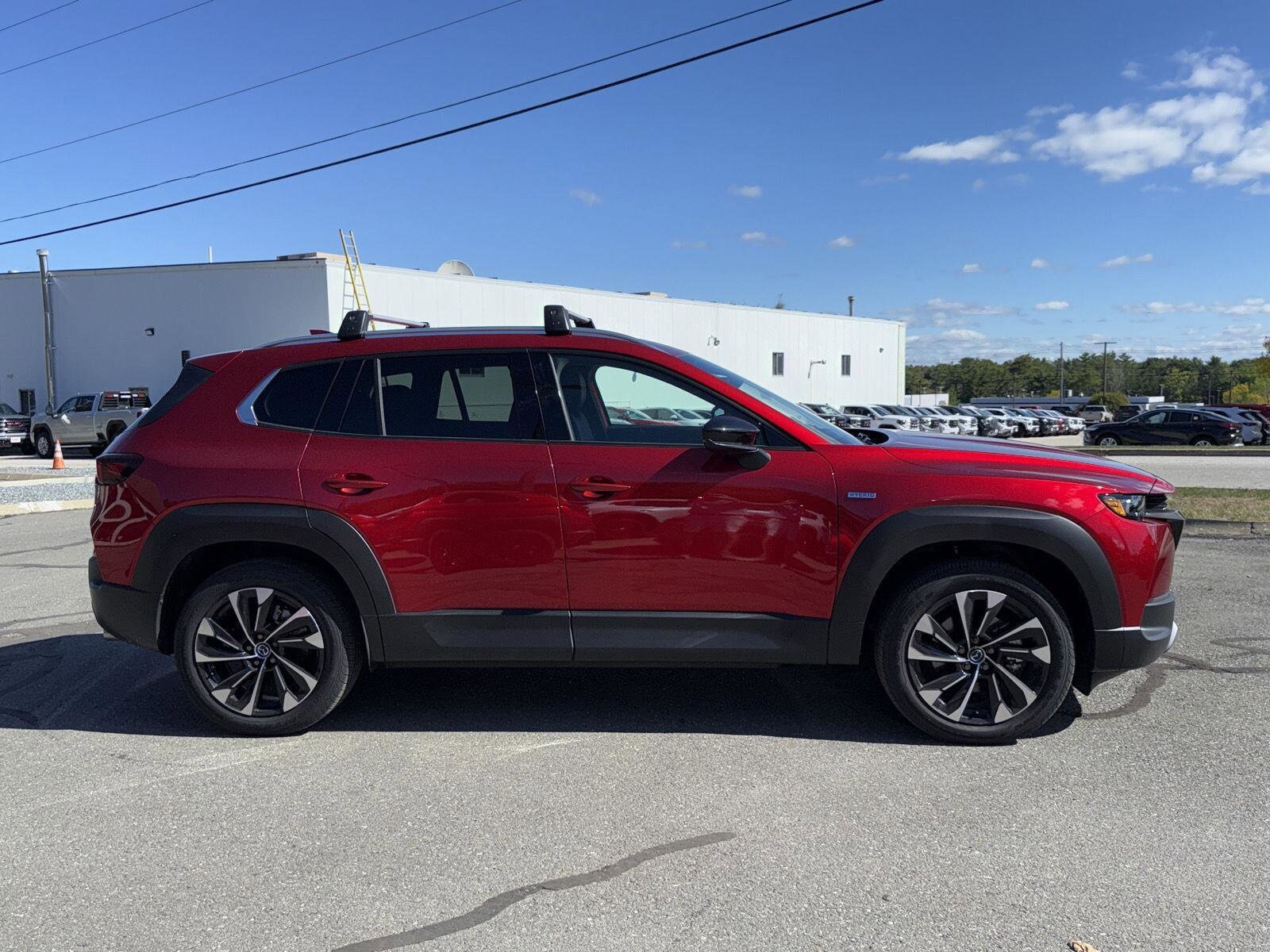 2025 Mazda CX-50 Premium Plus photo 3