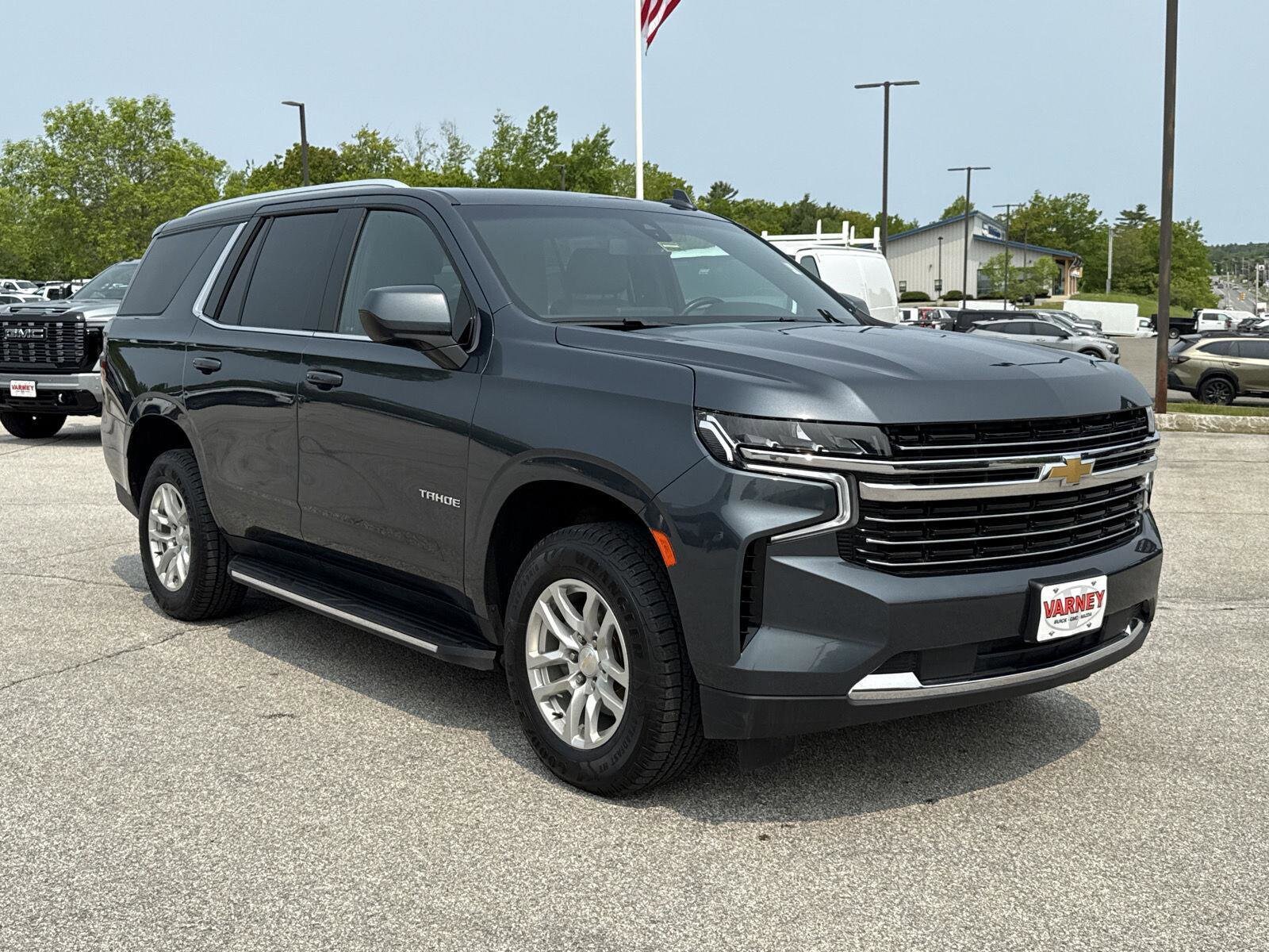 2021 Chevrolet Tahoe LT photo 2