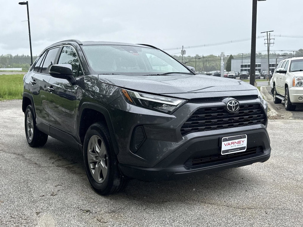 Used 2025 Toyota RAV4 XLE SUV