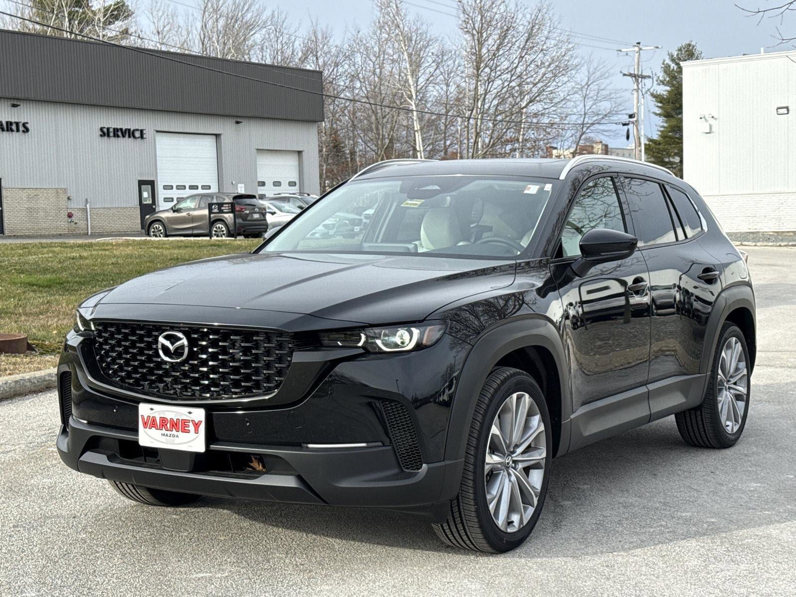 2026 Mazda CX-50 Premium's photo