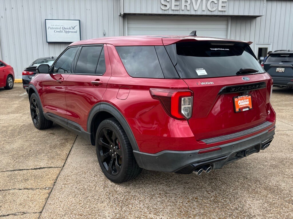 2021 Ford Explorer ST photo 3