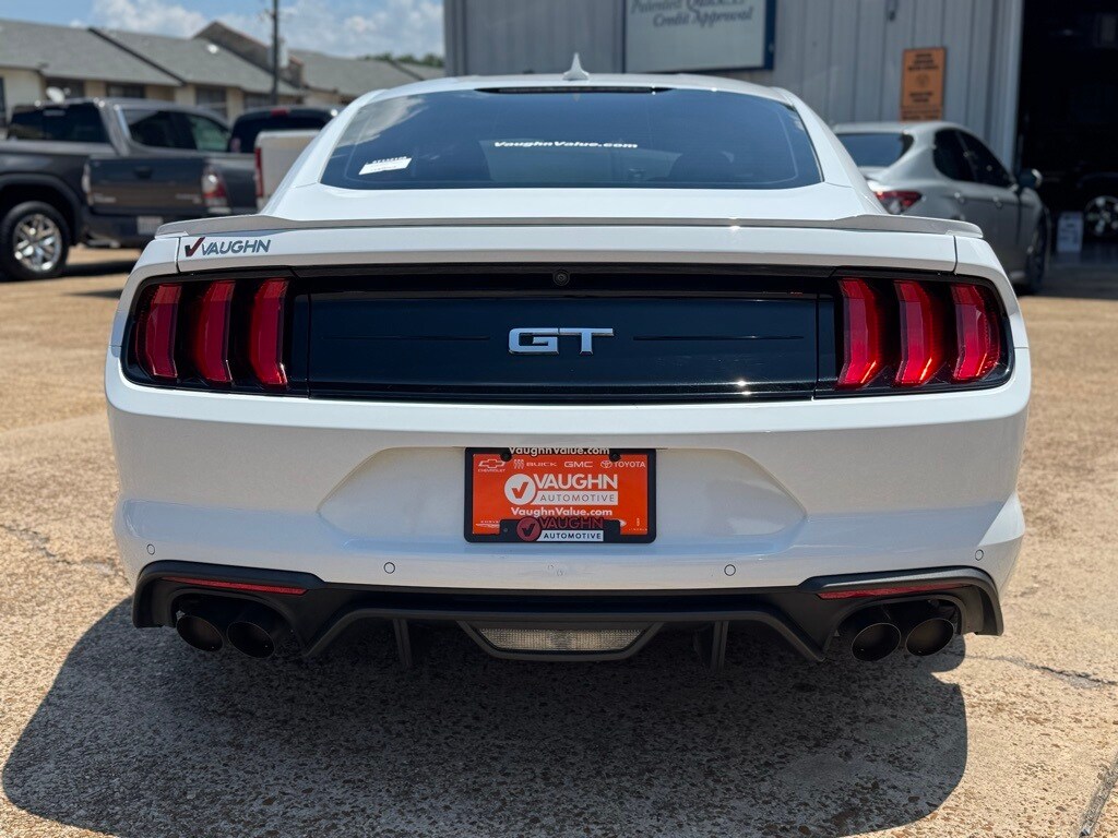 2022 Ford Mustang GT photo 4