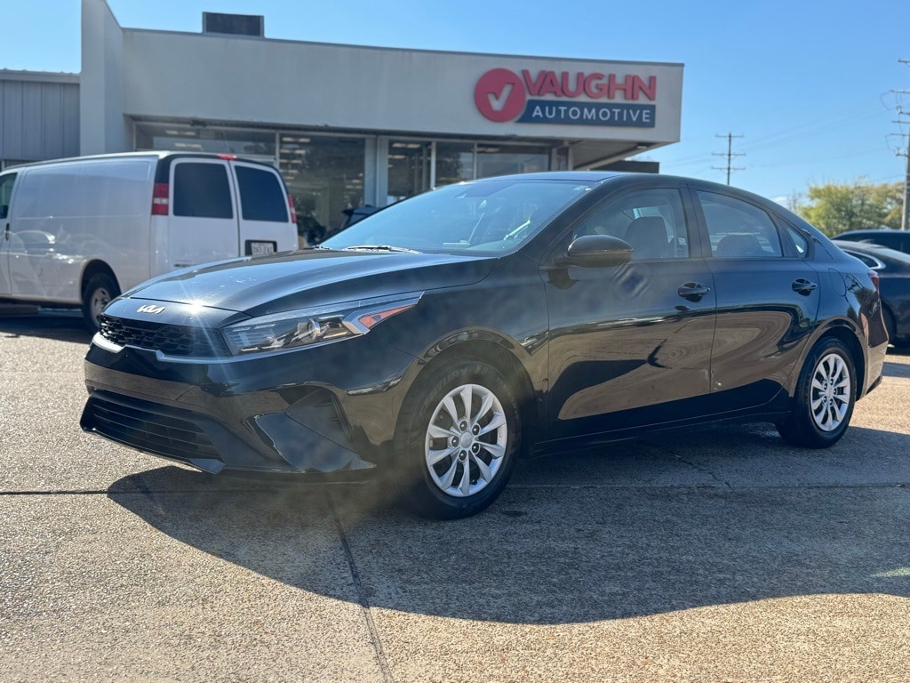 2023 Kia Forte LX's photo